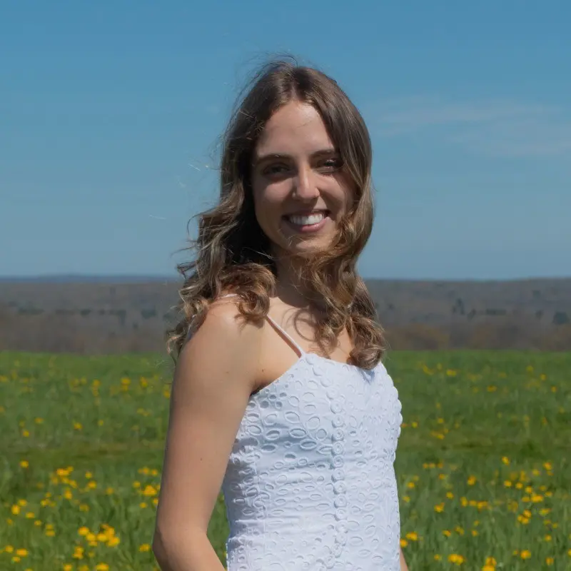 Photo of Karli Vare